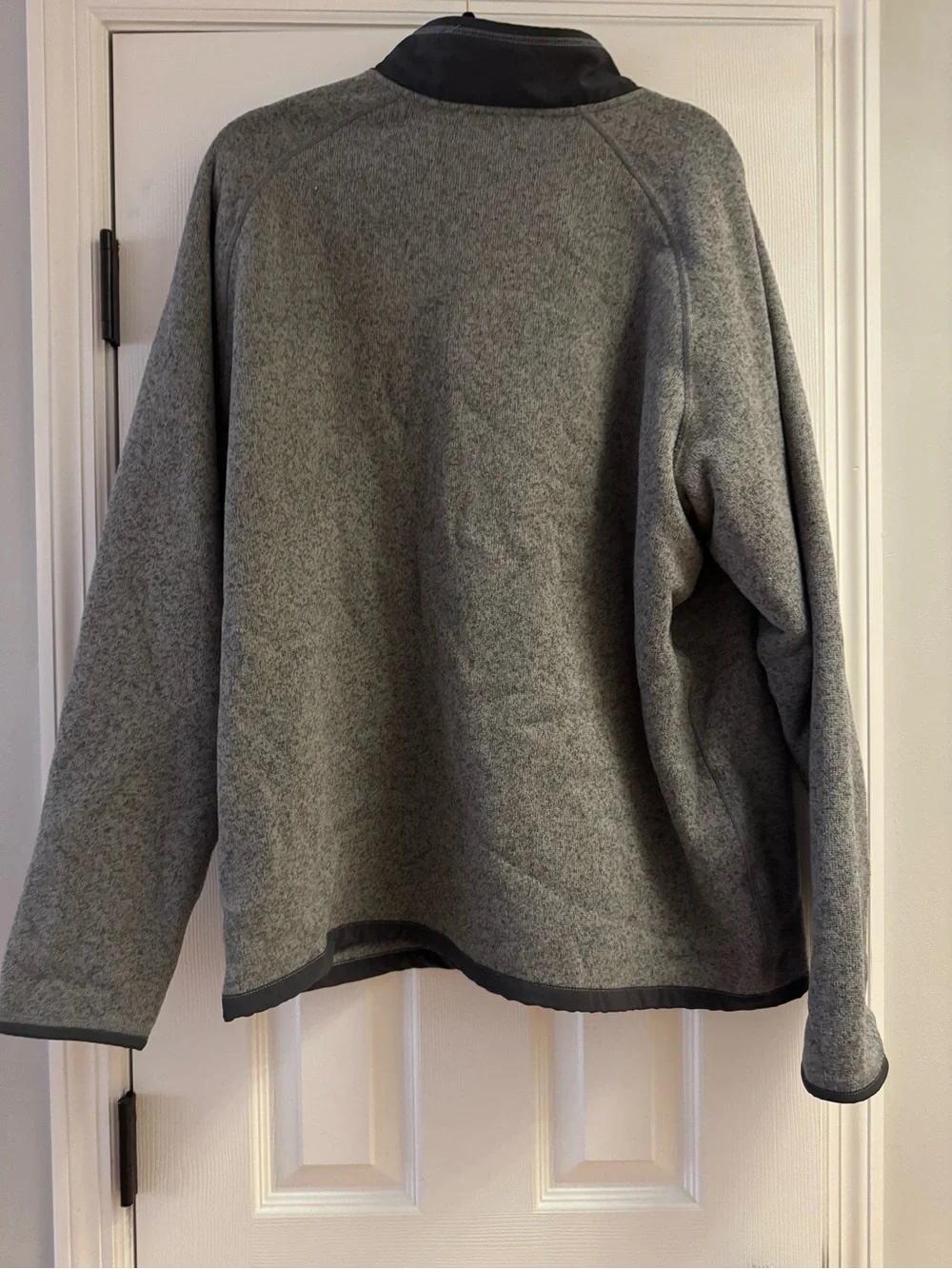 The North Face Men's Gray Quarter-Zip Fleece Pullover